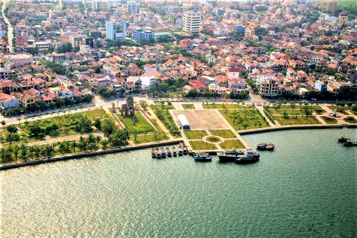 Hạ tầng phát triển, nhiều dự án đất nền ven biển Quảng Bình hút sóng đầu tư