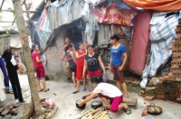 Phía sau những phồn hoa
