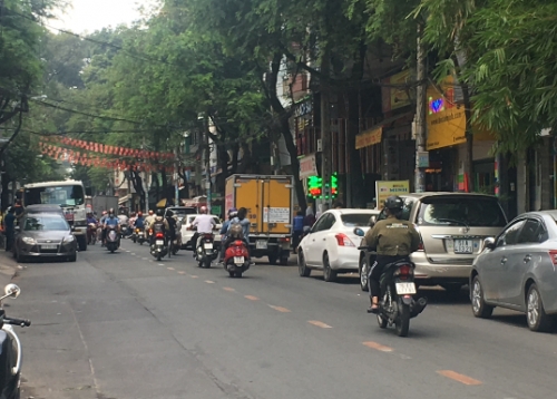 TP.HCM: Thu phí đỗ xe tự động  thất bại do... thiếu hợp tác!