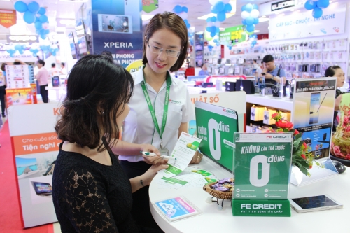 Tìm hiểu về chương trình cho vay trả góp lãi suất 0 đồng của FE CREDIT